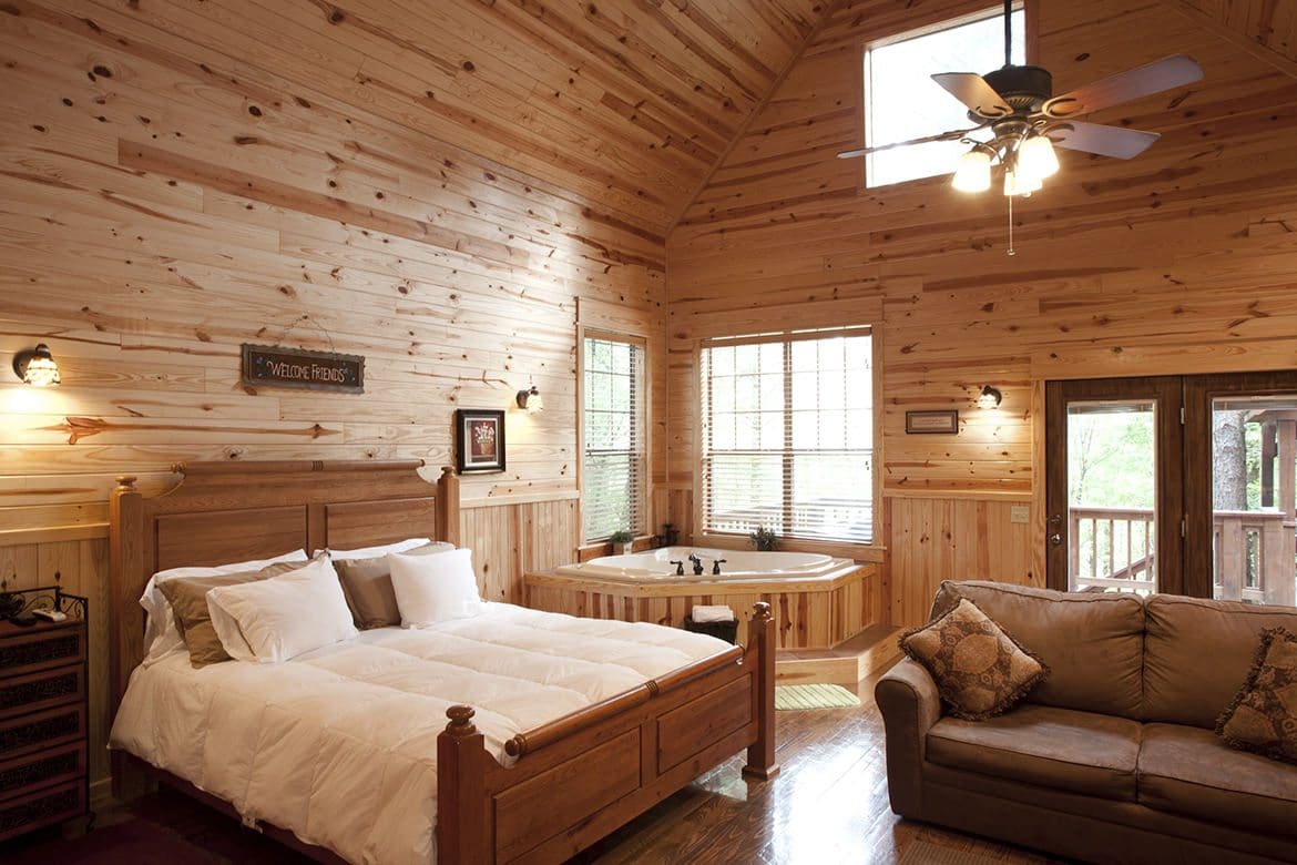 Green Mountain Cabin in Broken Bow, OK - Studio Sleeps 2 ...