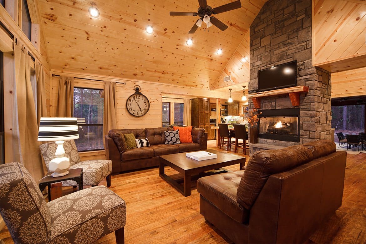 Greystone Lodge Cabin in Broken Bow, OK - Sleeps 4+ - Hidden Hills Cabins